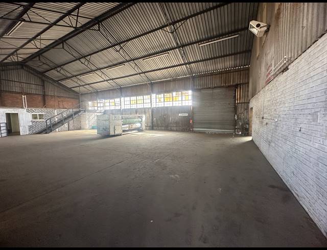 4,773M² WAREHOUSE FOR SALE IN CHLOORKOP